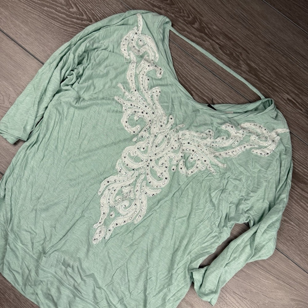 Miss Me Women's‎ Studded Aztec Design Top Green Large New
